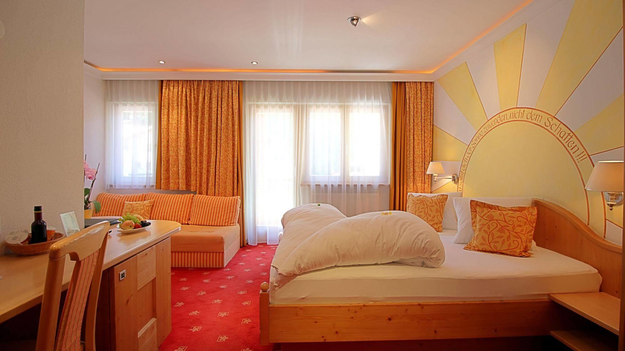 Samnaunerhof Vital-Hotel Ngoại thất bức ảnh